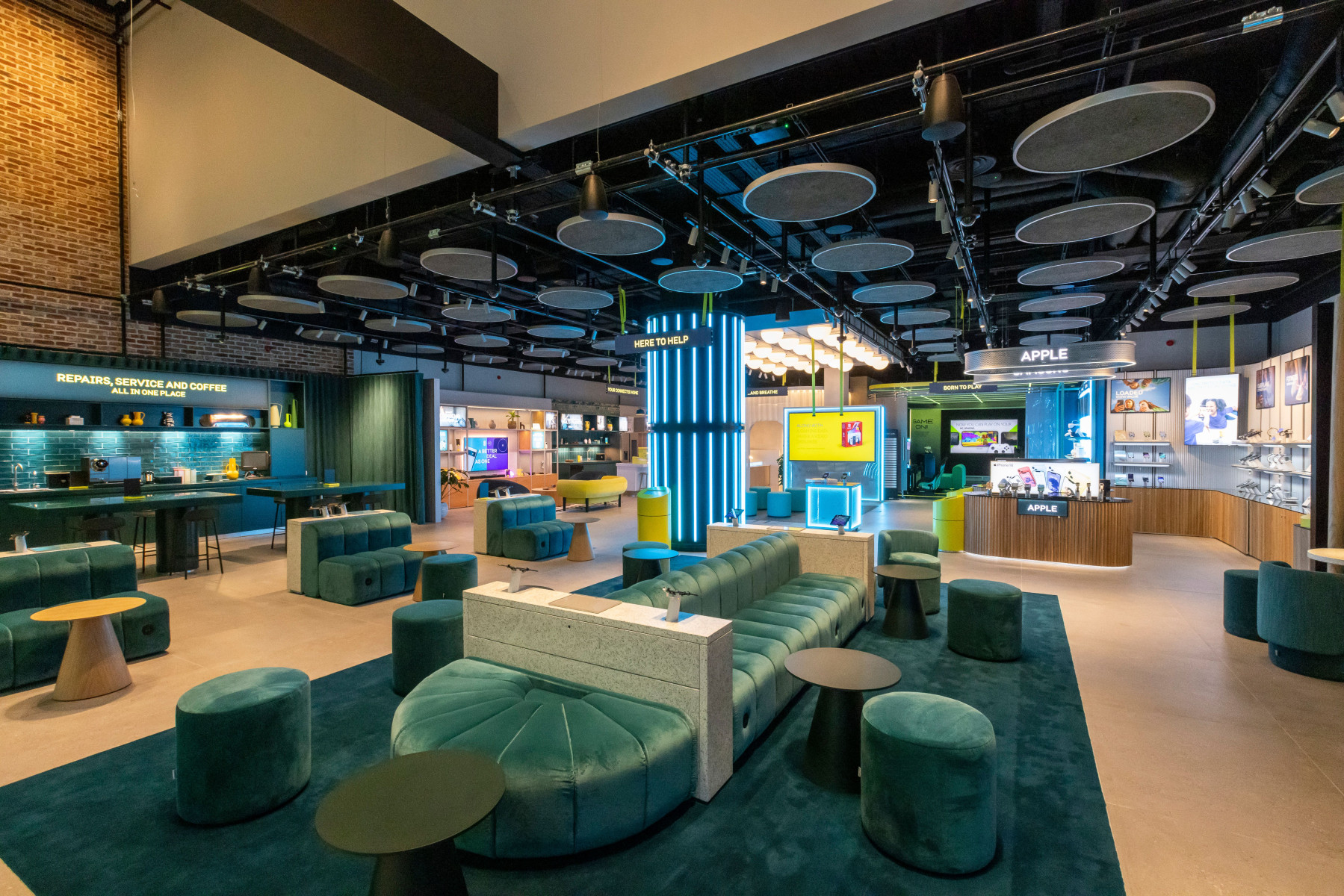 EE - Studio - Solutions Diverse Store Fit